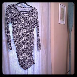 BW side-ruched dress