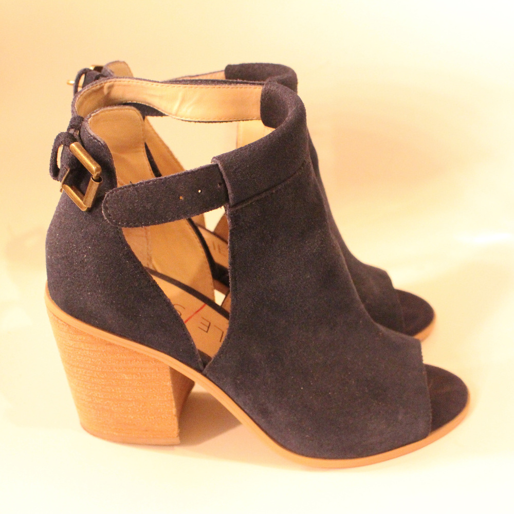 Sole Society Ferris Block Heel