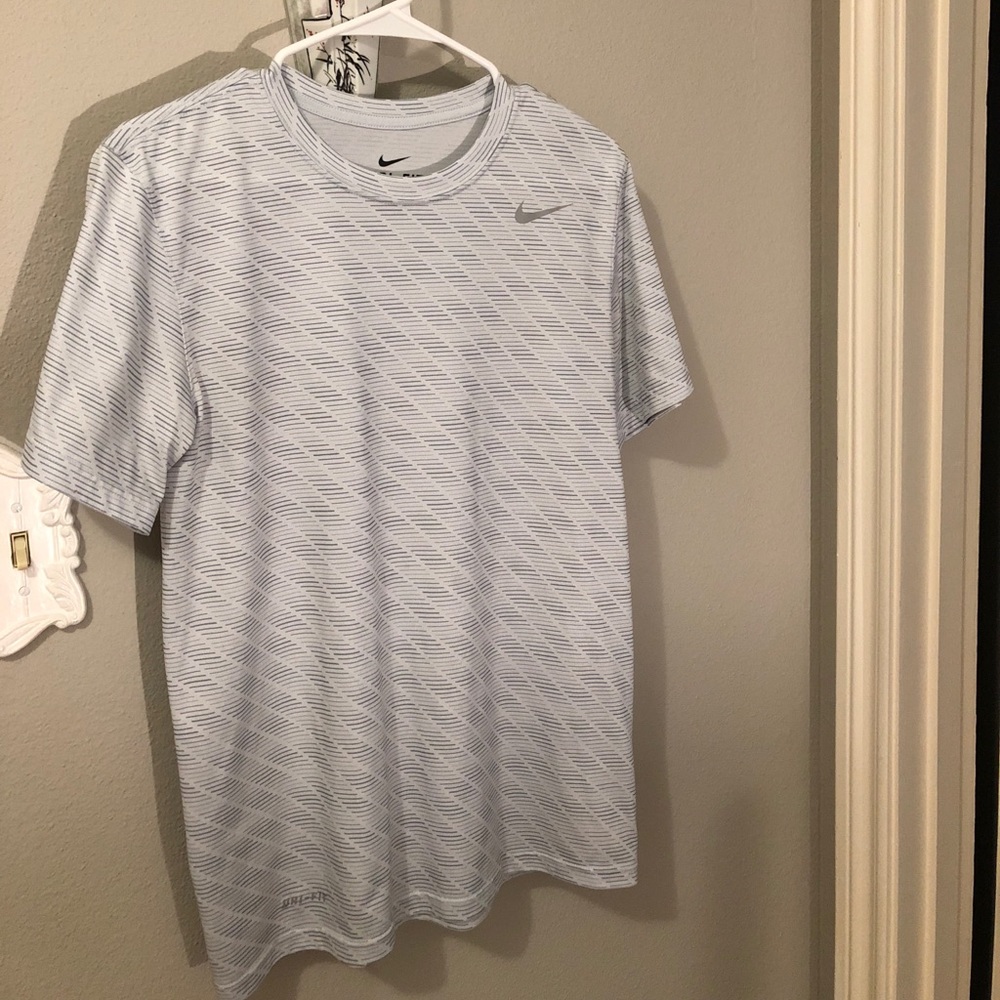 Men’s NIKE DRI FIT Tee