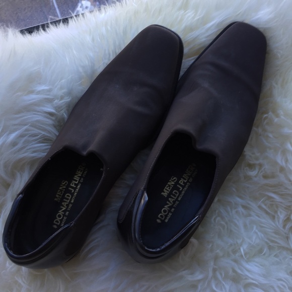 DONALD J PLINER Brown shoes