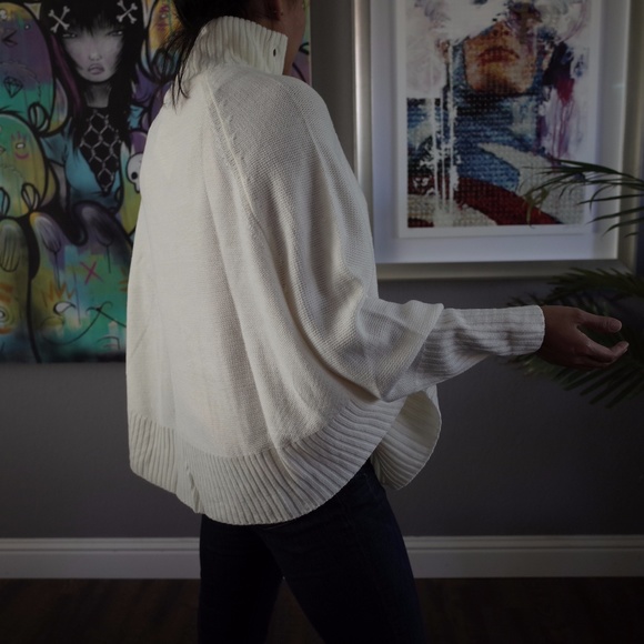 Oversized Cardigan - Picture 6 of 6