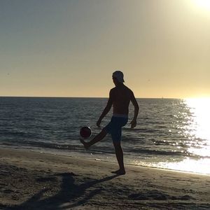 Meet your Posher, Troy