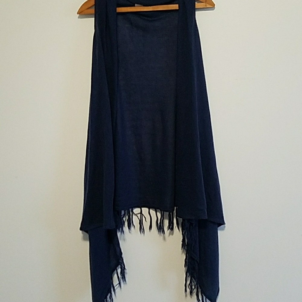 Long Sleeveless Oversweater