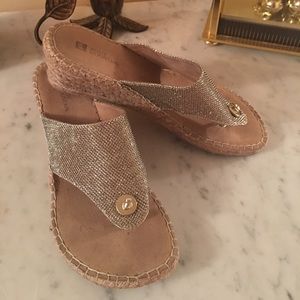 White Mountain wedge Espadrilles