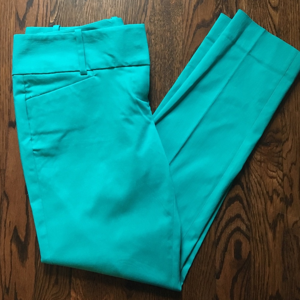 The Limited Exact Stretch crop pants Sz 4