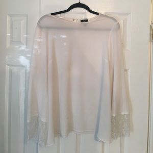 White blouse with lace