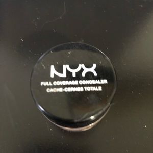 NYX full coverage concealer light CJ03