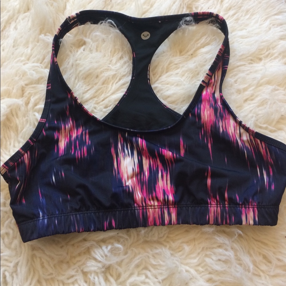 Reversible sports bra