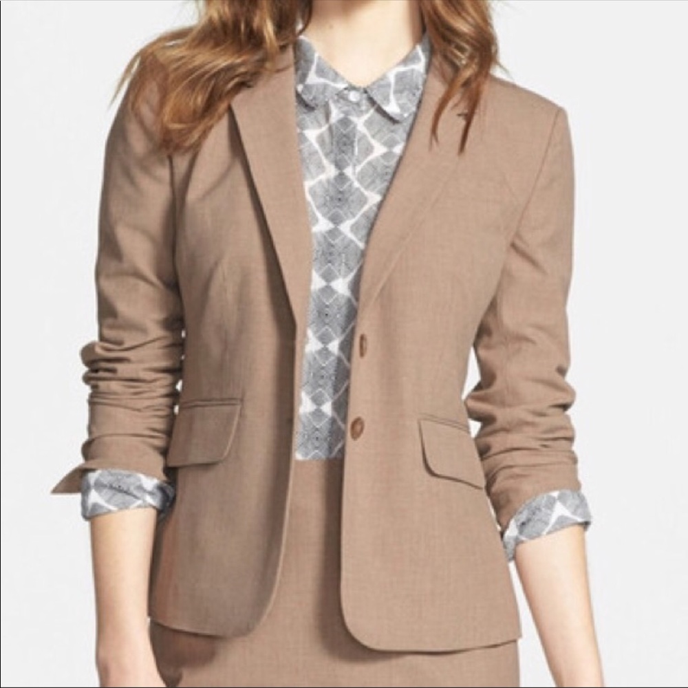 🆕•Halogen• Classic Tan Blazer