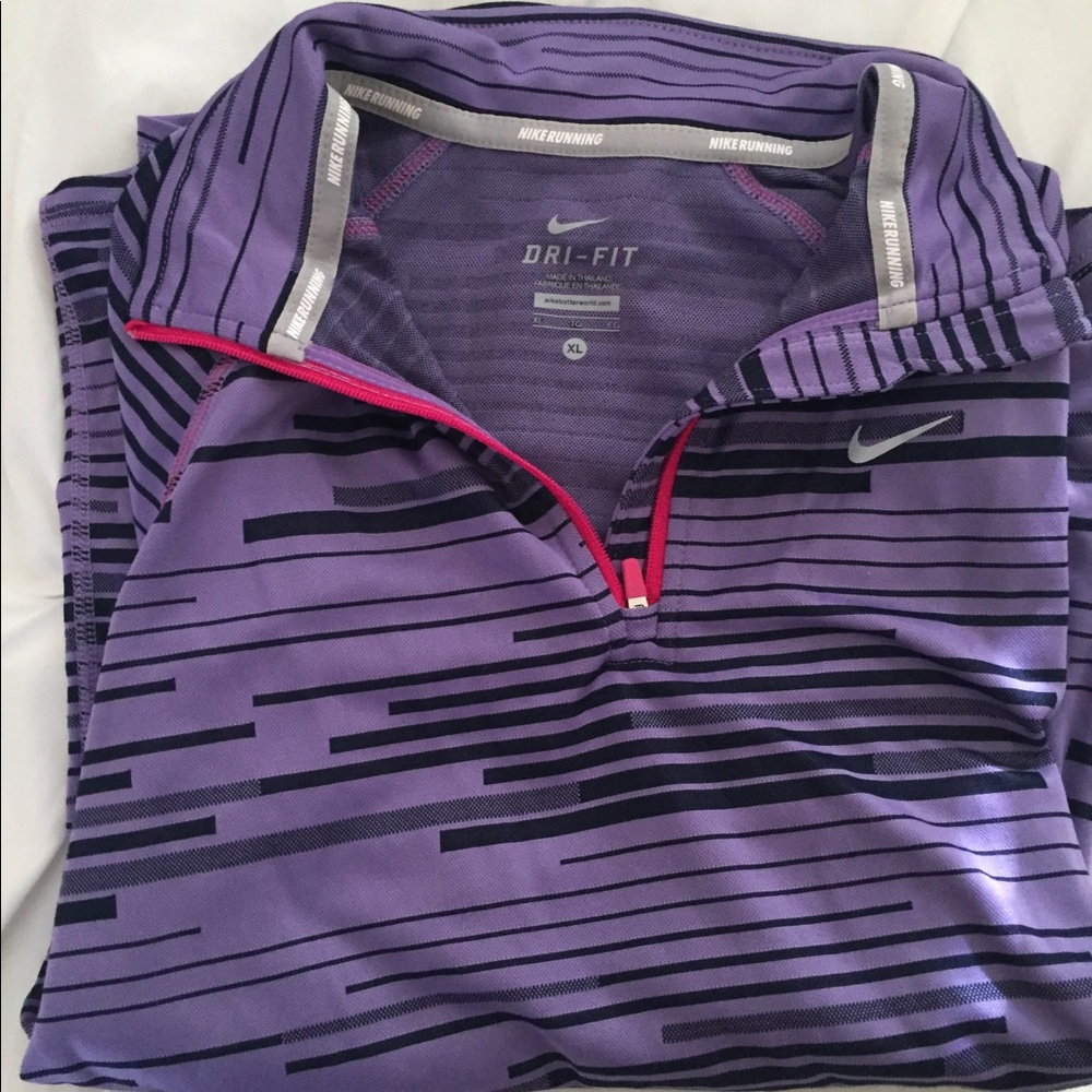 Nike dri fit pullover