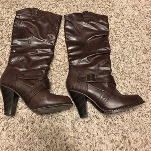 Brown boots