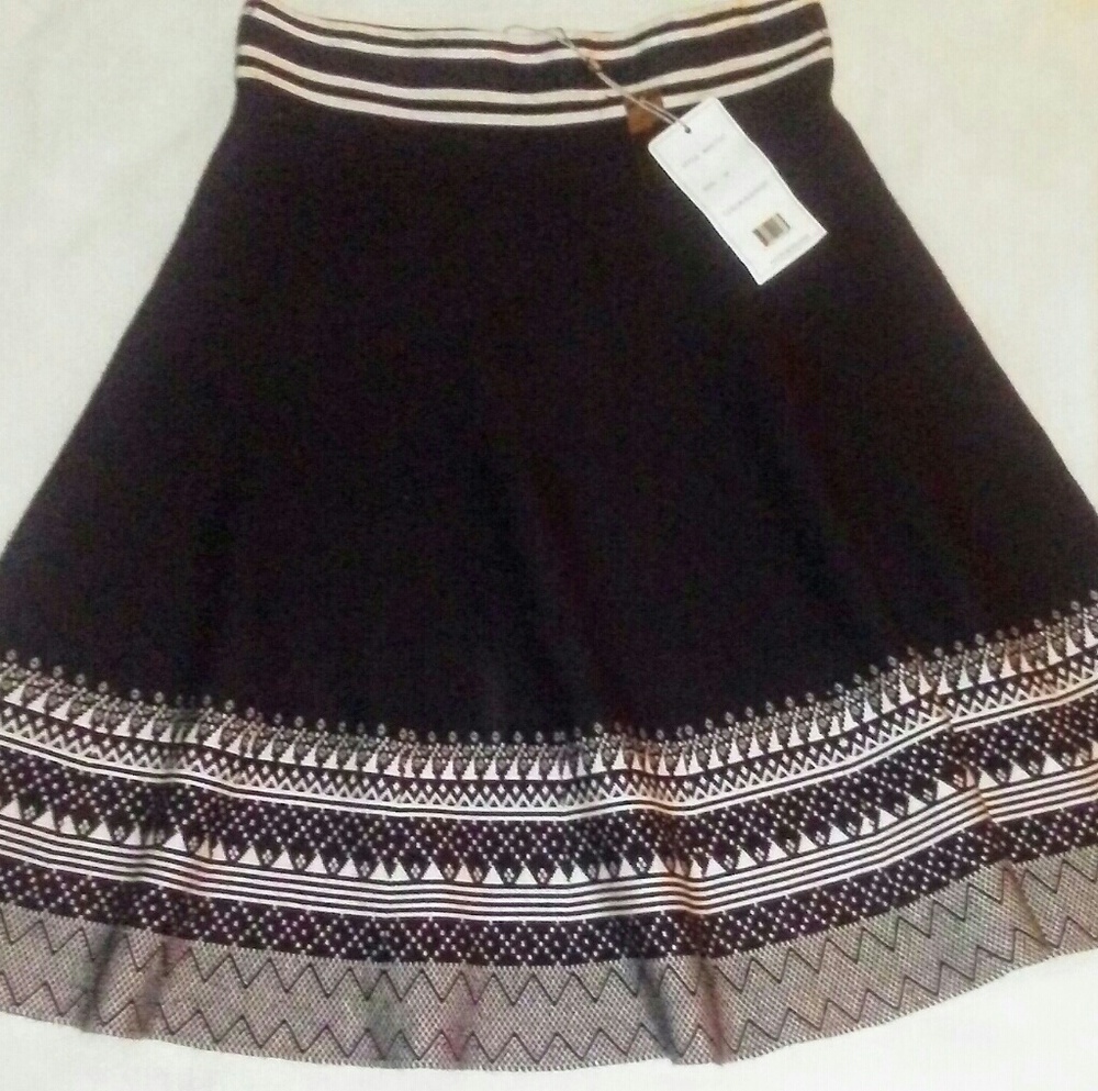 SIONI WOMEN'S STRETCH KNIT SKIRT - NWT!!