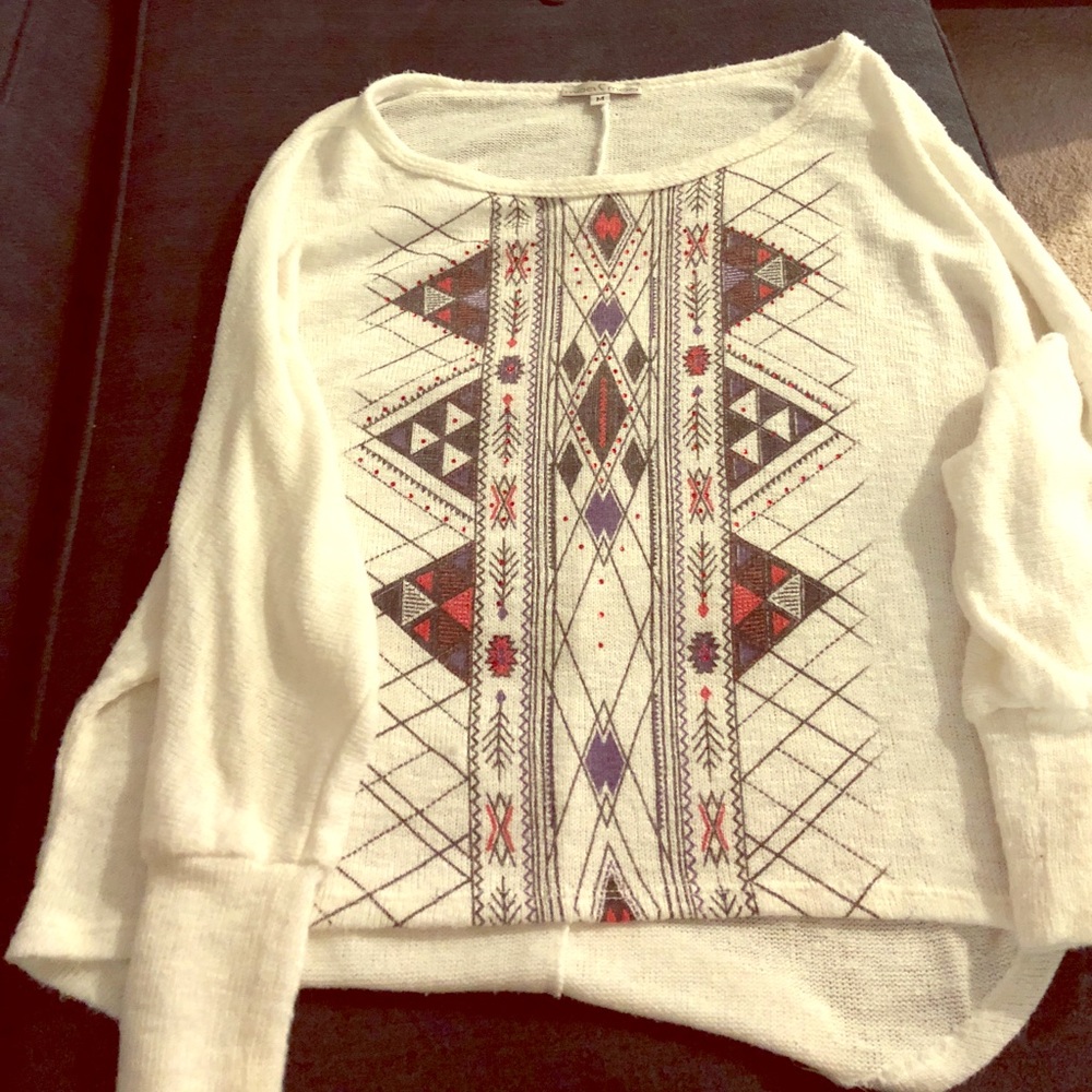 Cute sweater size Medium