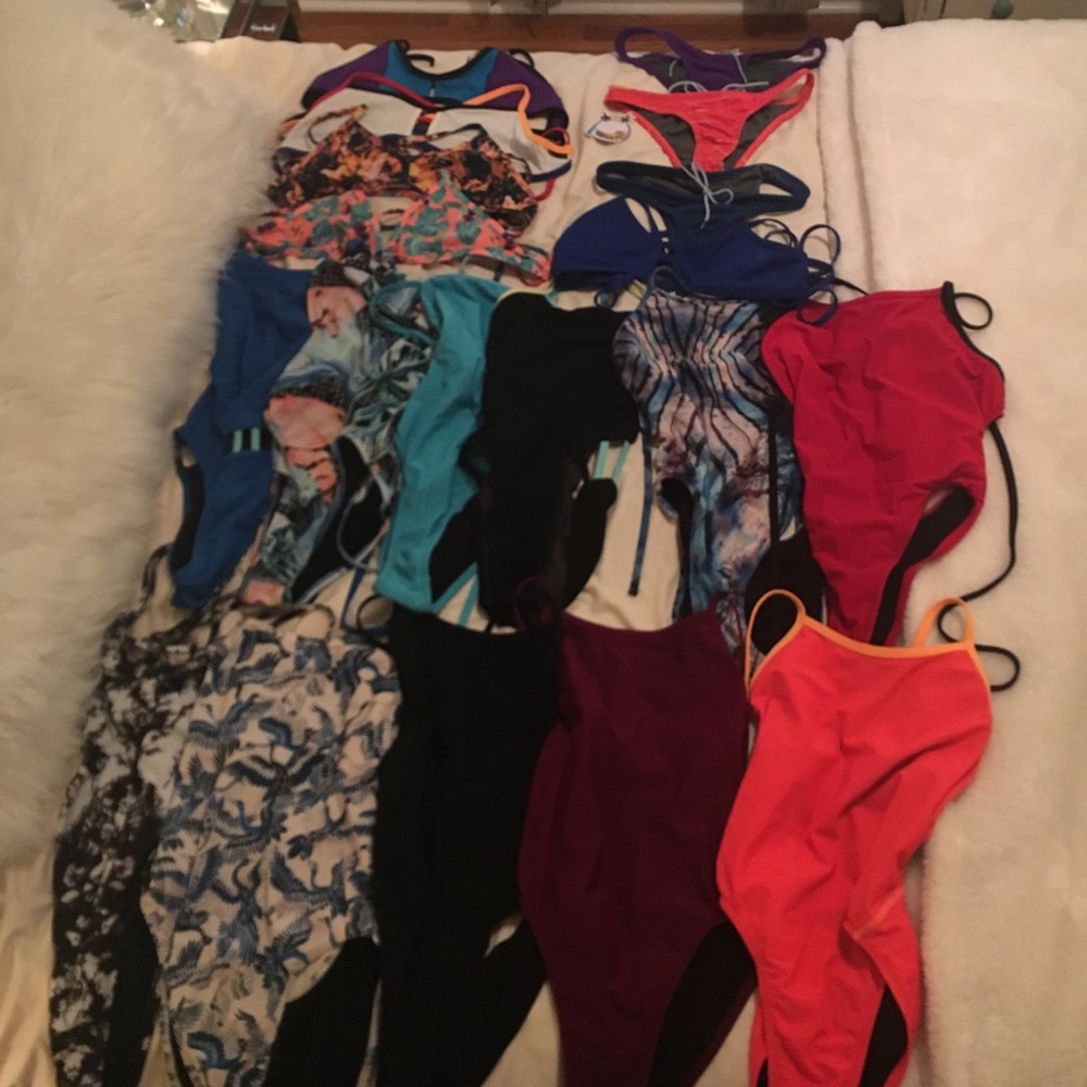 JOLYN COLLECTION