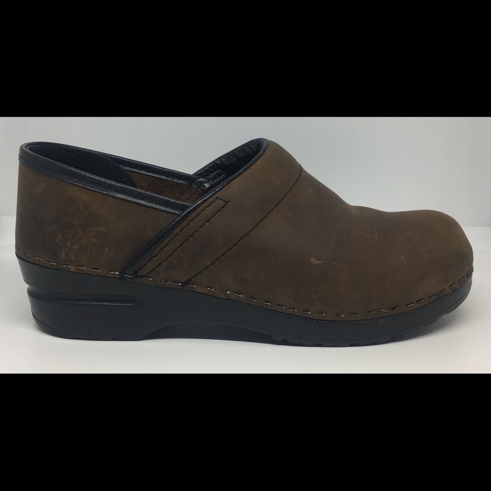 DANSKO Womens Sz 38 7.5-8 Brown Professional Clogs