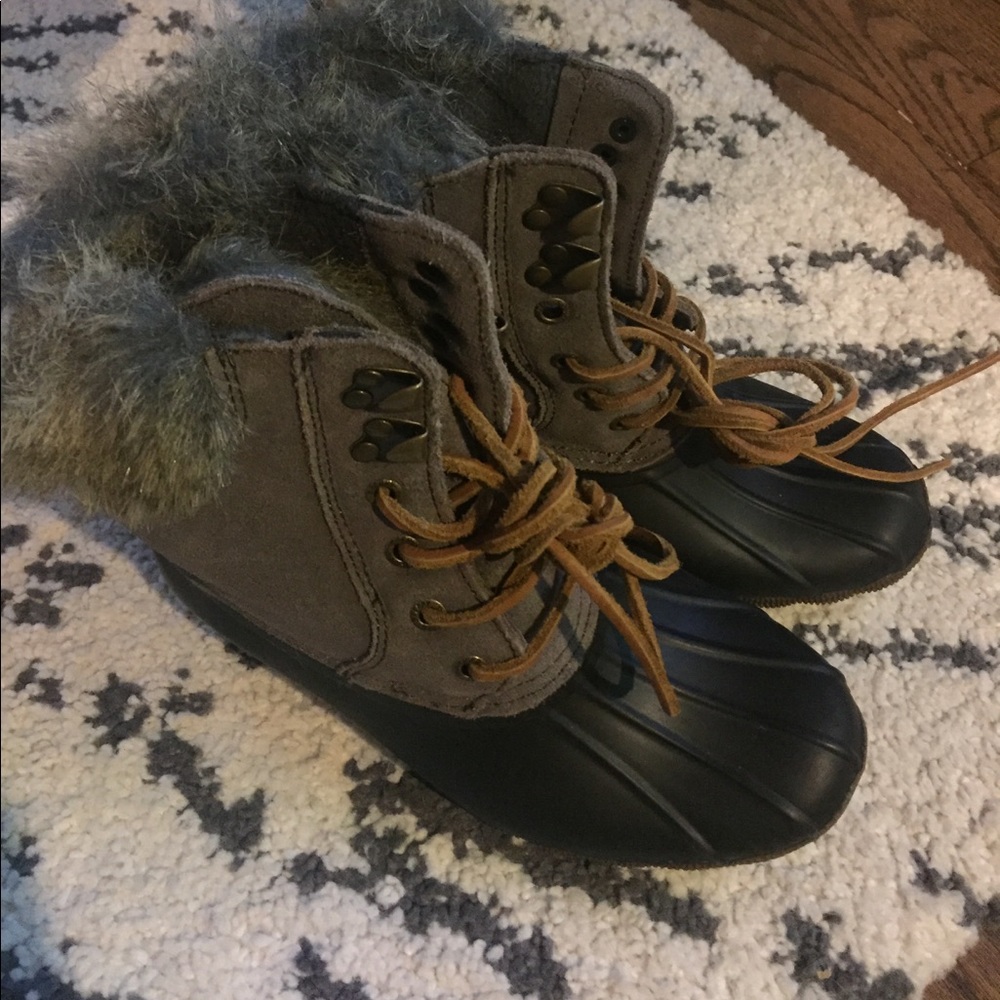 Sperry winter boots