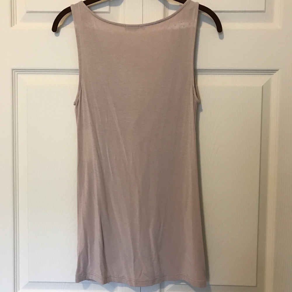 •hinge• Rouched Tank - Picture 4 of 4