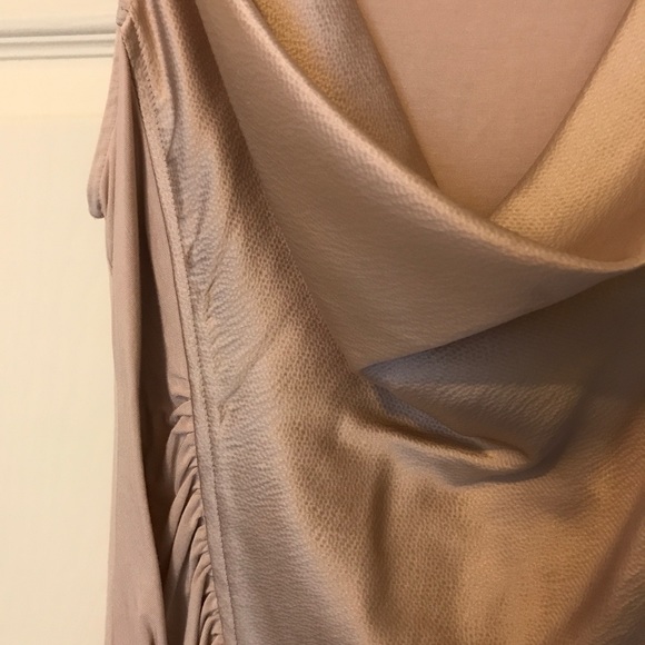 •hinge• Rouched Tank - Picture 2 of 4