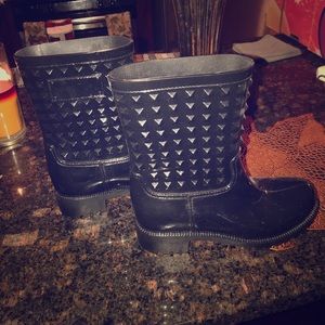 Black studded rain boots