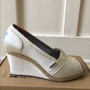 TOMS Ivory Grosgrain Women's Wedges