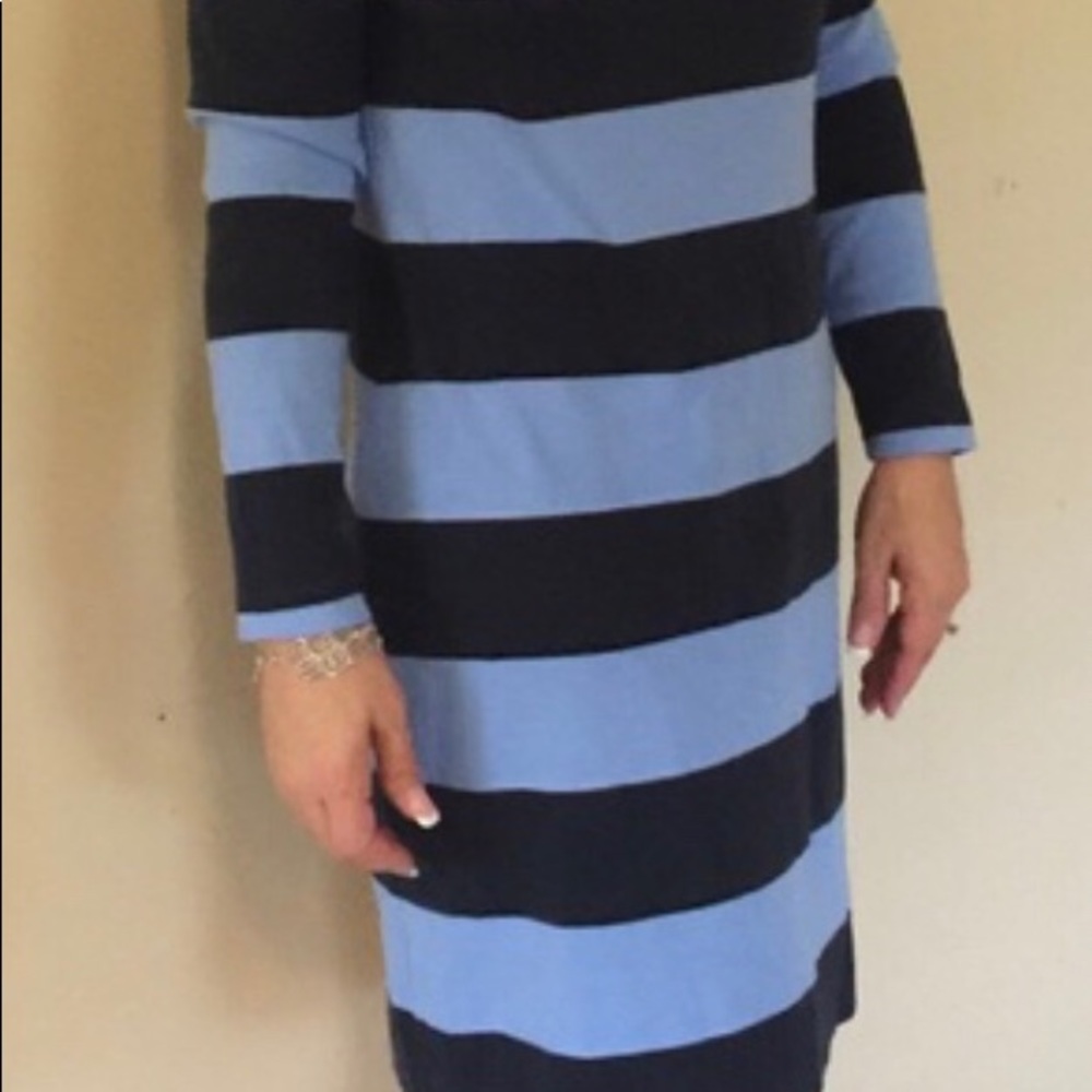 Vineyard vines dress