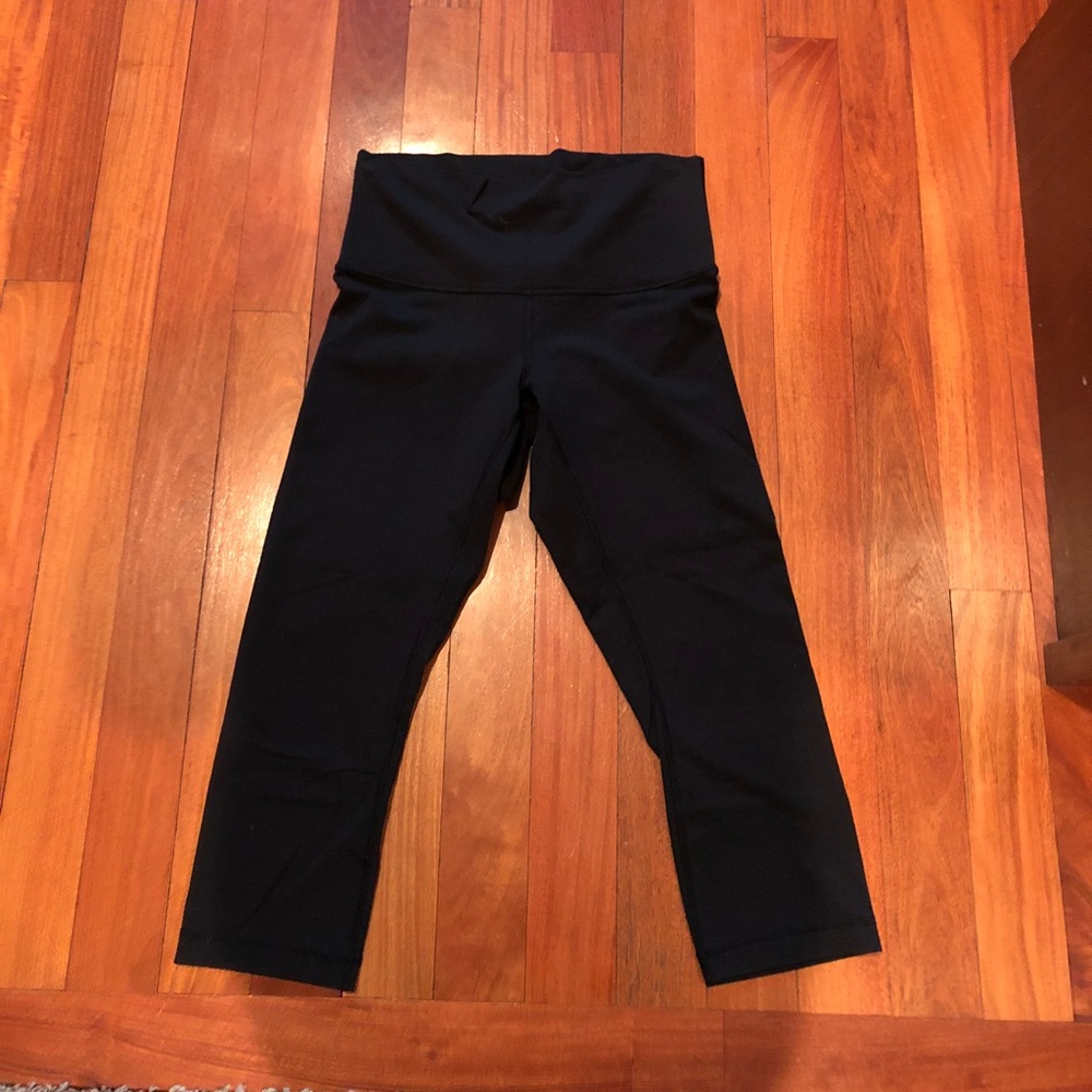 LuluLemon High rise Crop Leggings