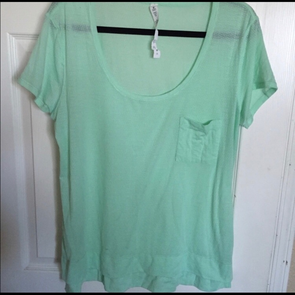 Lululemon mint top