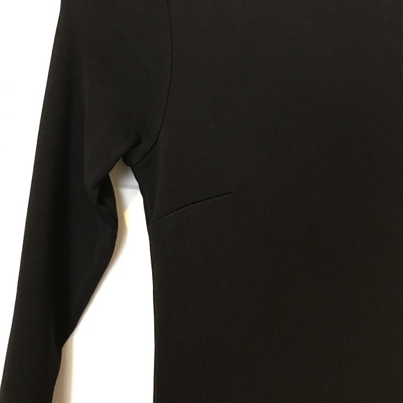 •Express• Backless LBD - Picture 4 of 7