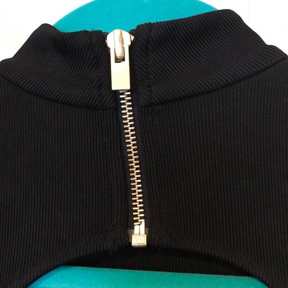 •Express• Backless LBD - Picture 5 of 7