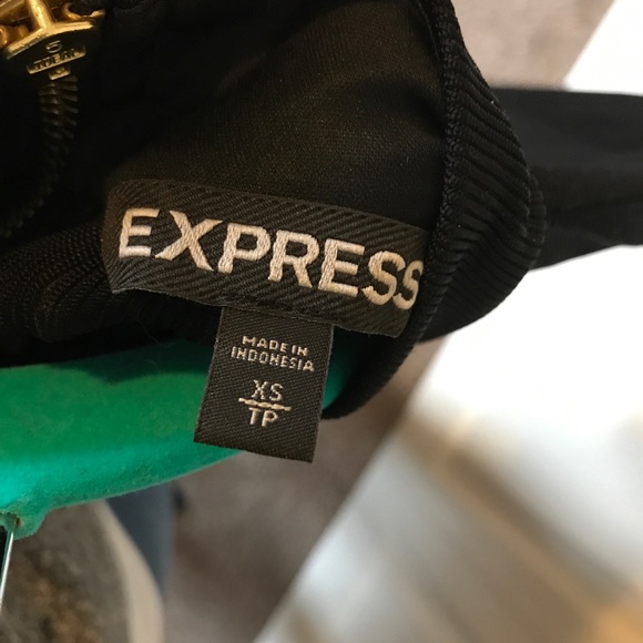 •Express• Backless LBD - Picture 7 of 7