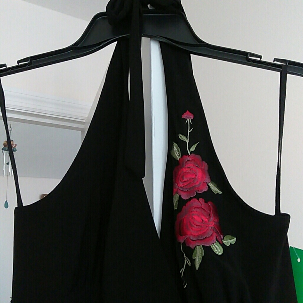 Dress - Picture 2 of 4