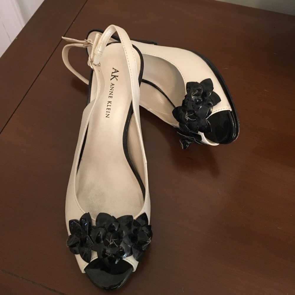 Anne Klein sling backs