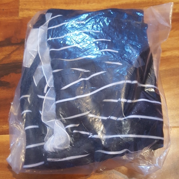 Pinstripe Chemise w/ Thong Size Small Lot 217 - Picture 4 of 8