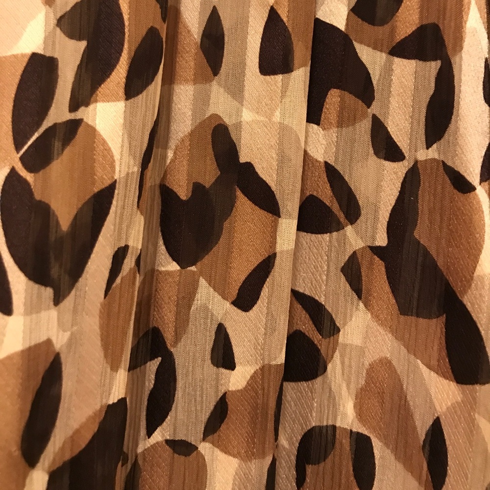 BCBG top - Picture 2 of 3
