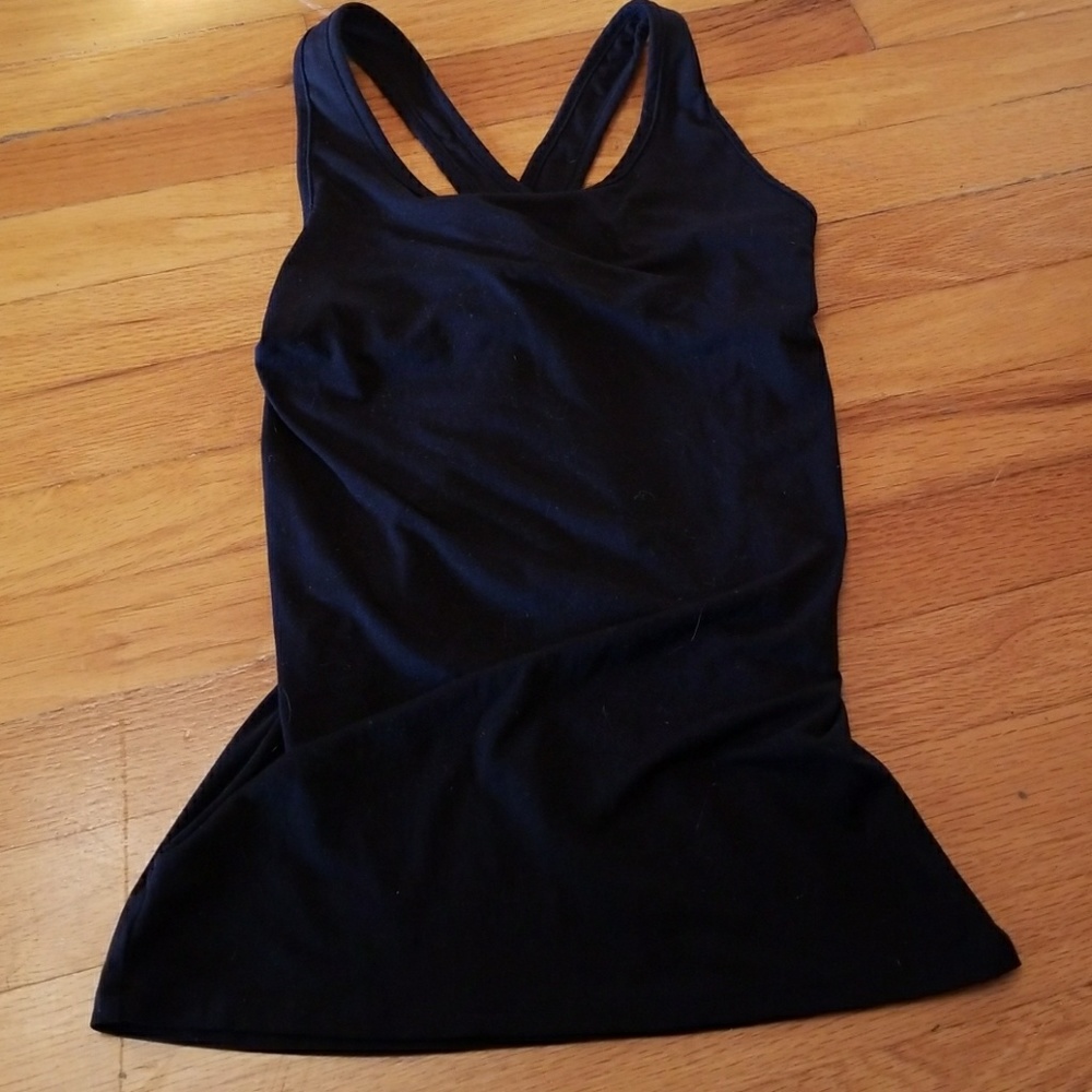 Black yoga top