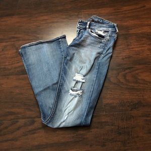 American Eagle Flare low rise