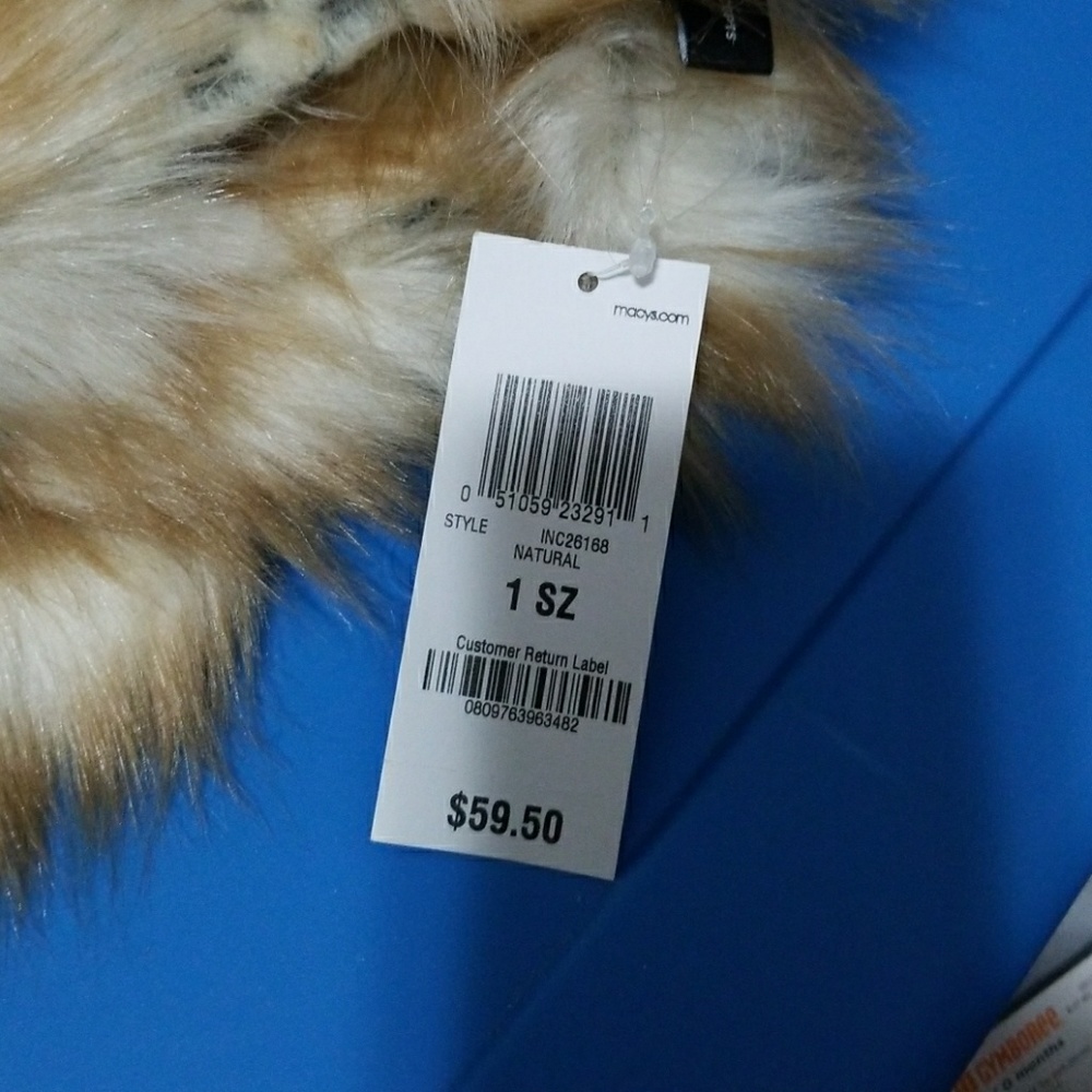 INC International Concepts Faux Fur Cowl Loop Crea - Picture 3 of 3
