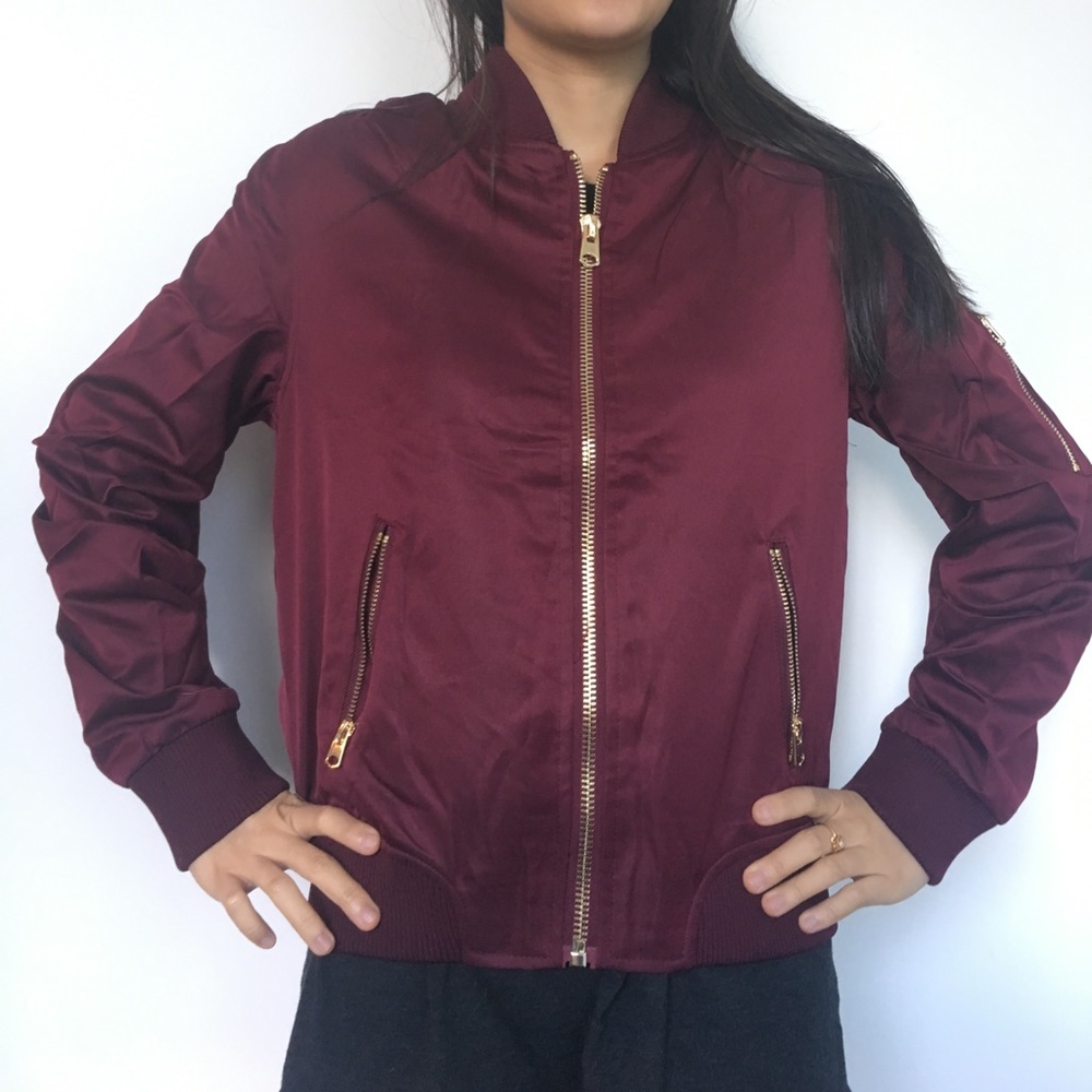 WKnd SALE! ❤️NWT burgundy sheen bomber jacket