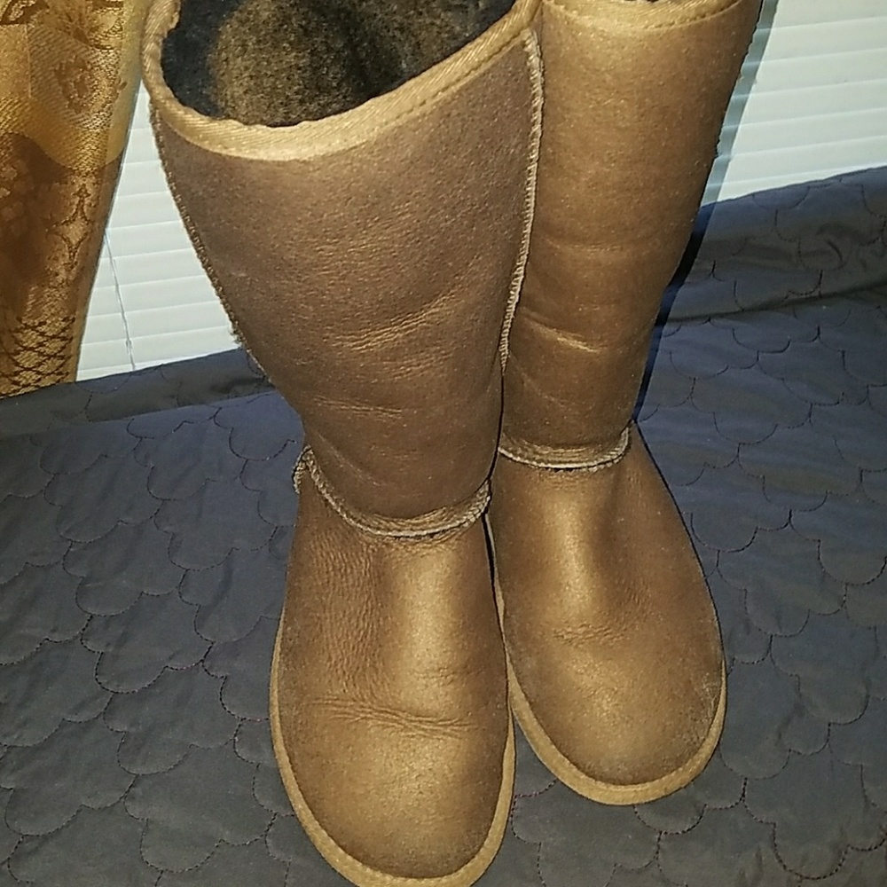 UGH Boots