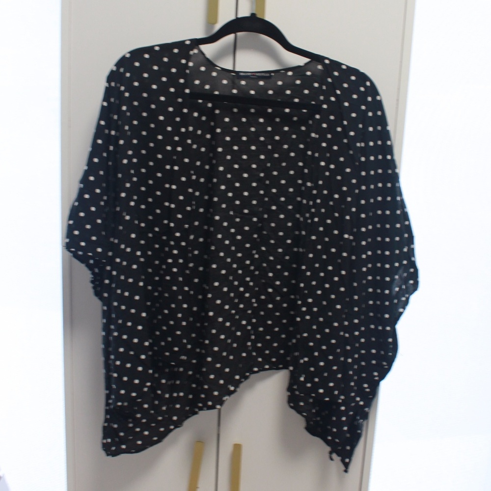 Brandy Melville polka dot kimono