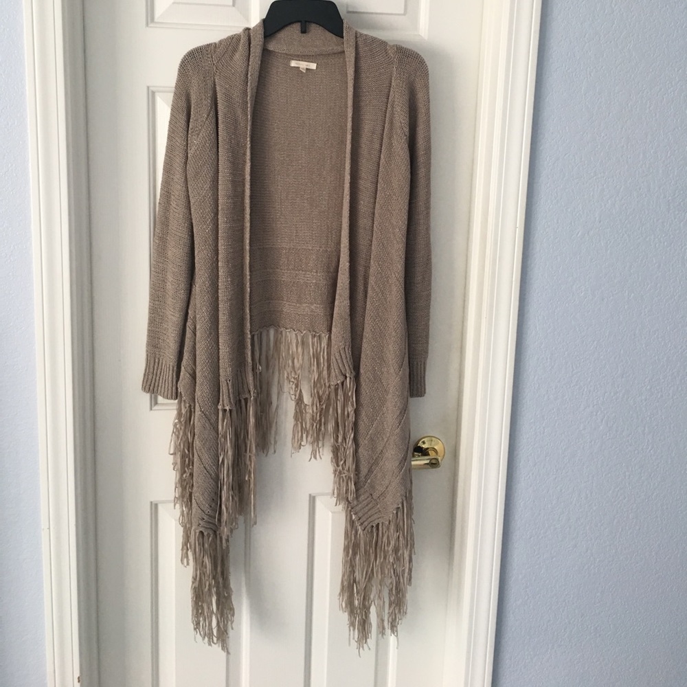 Sweater with fringe