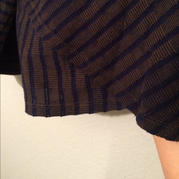 Free People 3/4 Sleeve Crop Top - Picture 2 of 3