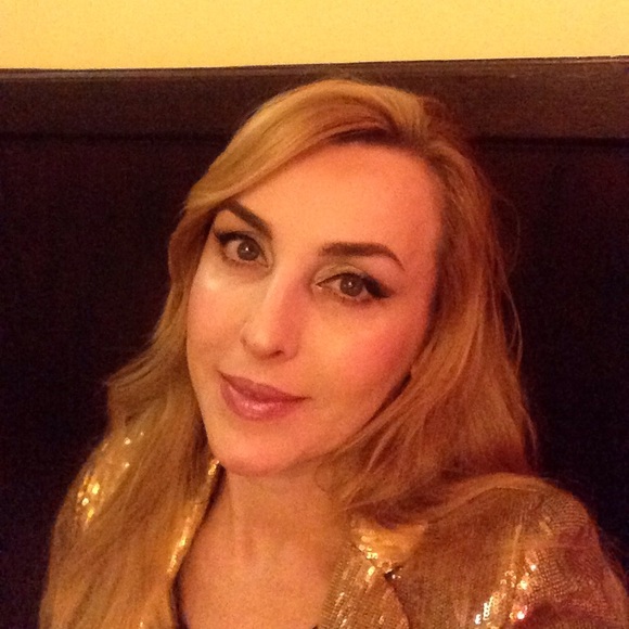 Meet your Posher, Julia - Picture 1 of 1