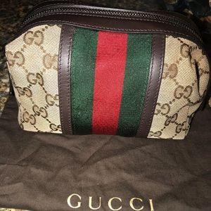 Gucci authentic makeup pouch ‼️💋💄