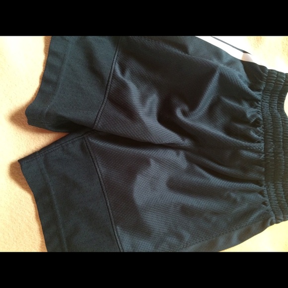 Nike Elite Black shorts - Picture 3 of 4