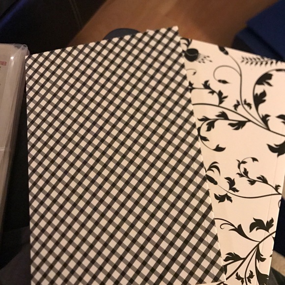 Notebooks - Picture 3 of 4