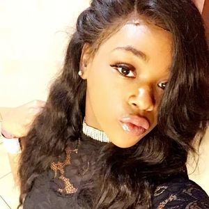 Meet your Posher, Jasmine