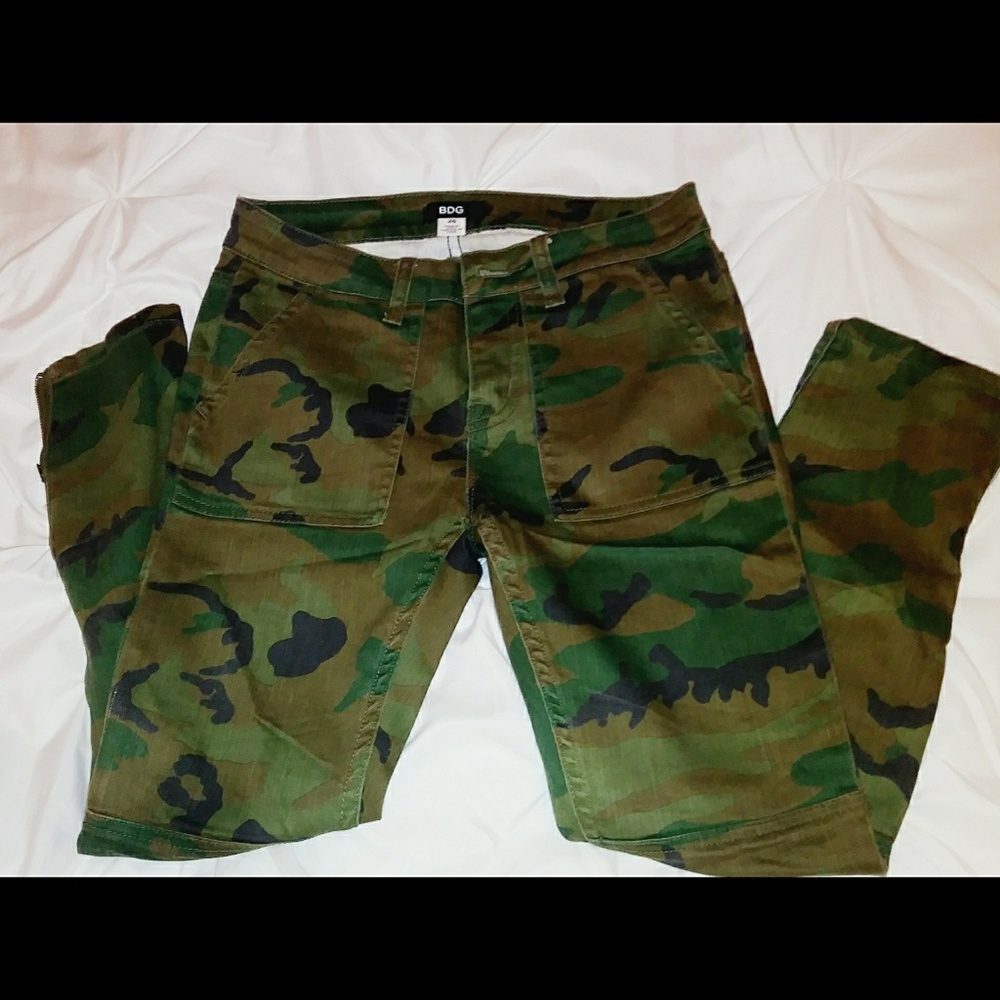 BDG Camo skinny jeans