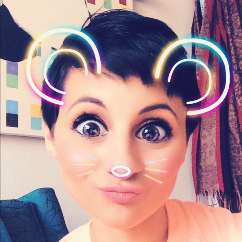 Meet your Posher, Dana