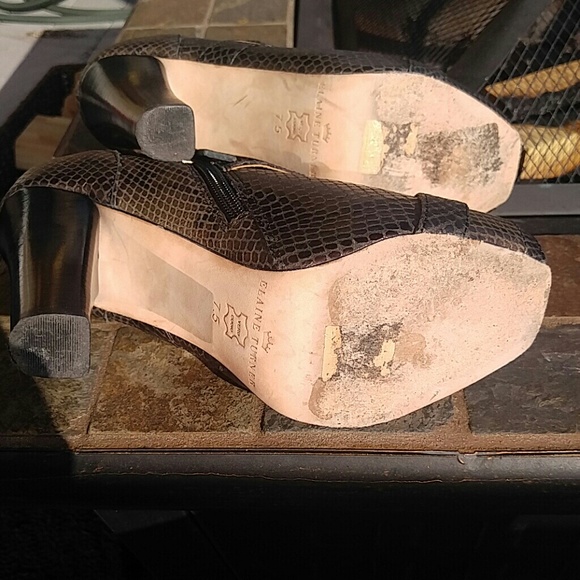 Snake Print Open Toe Booties - Picture 7 of 7